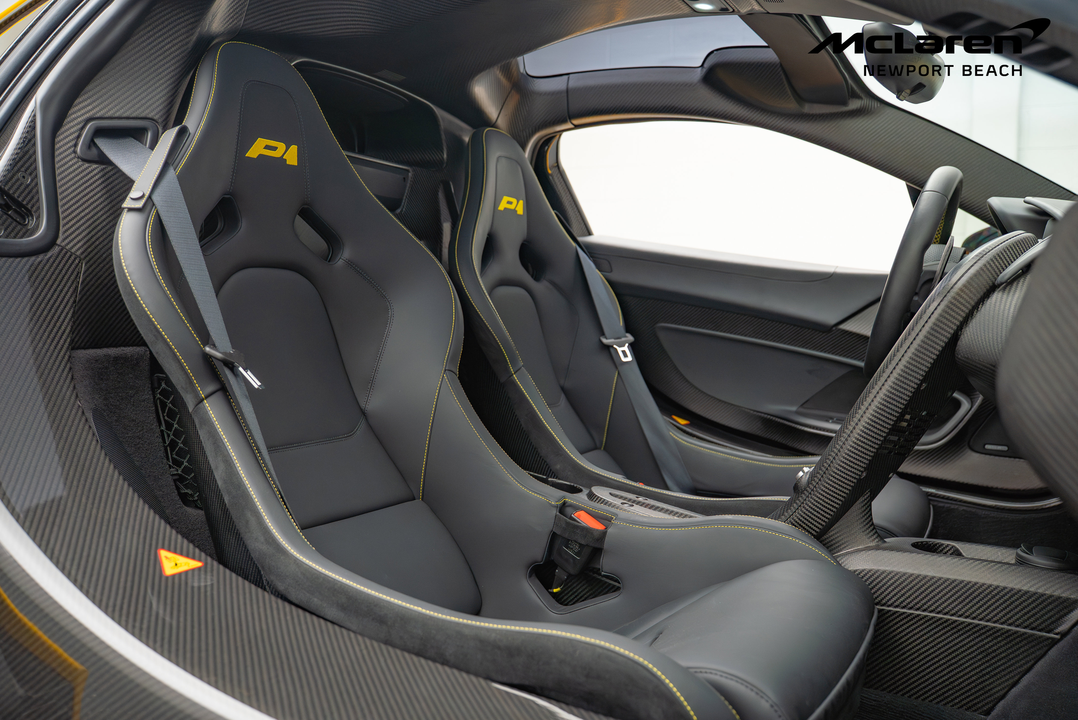 Used 2014 McLaren P1 photo 32