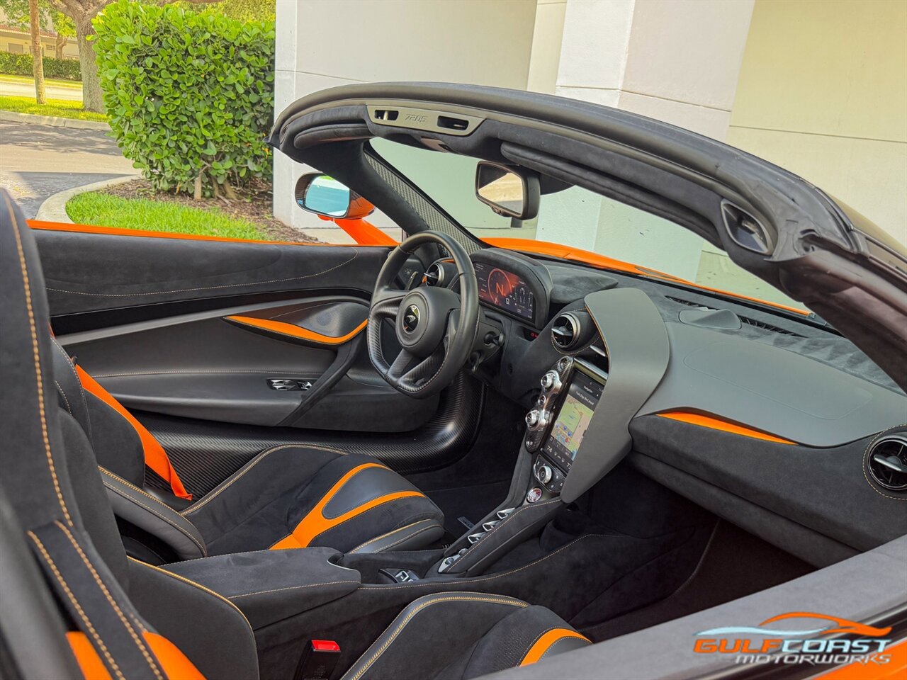 Used 2022 McLaren 720S Performance photo 28