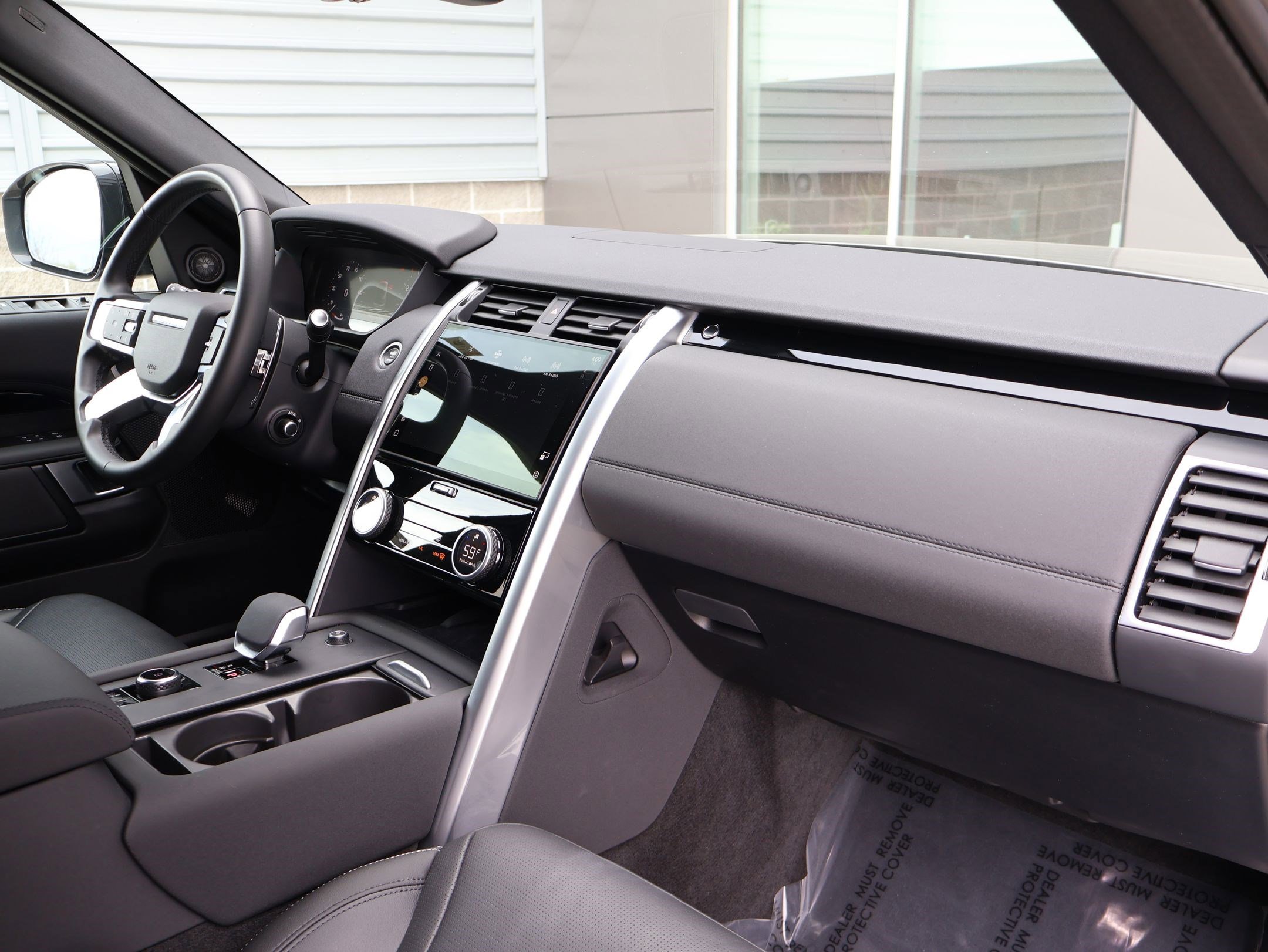 2025 Land Rover Discovery S