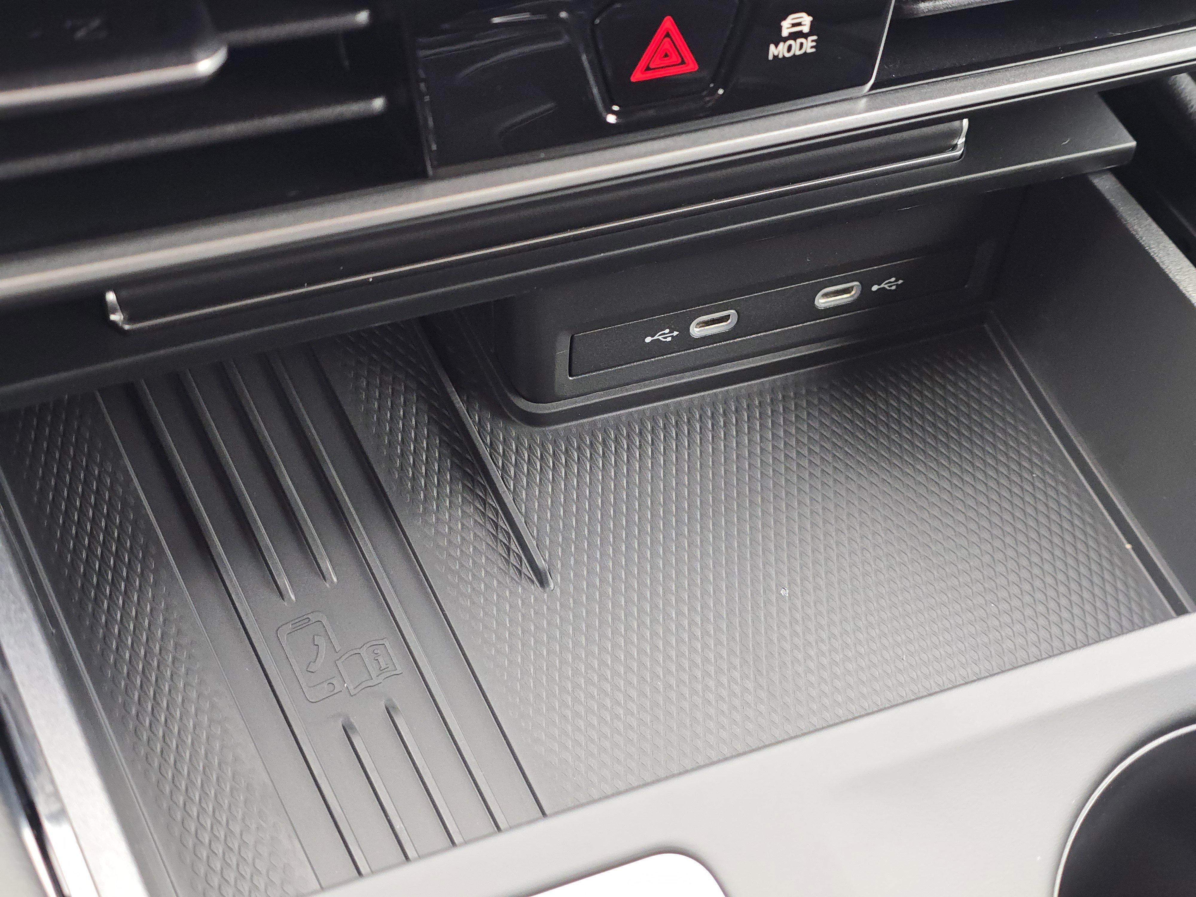 2026 Volkswagen Atlas SE