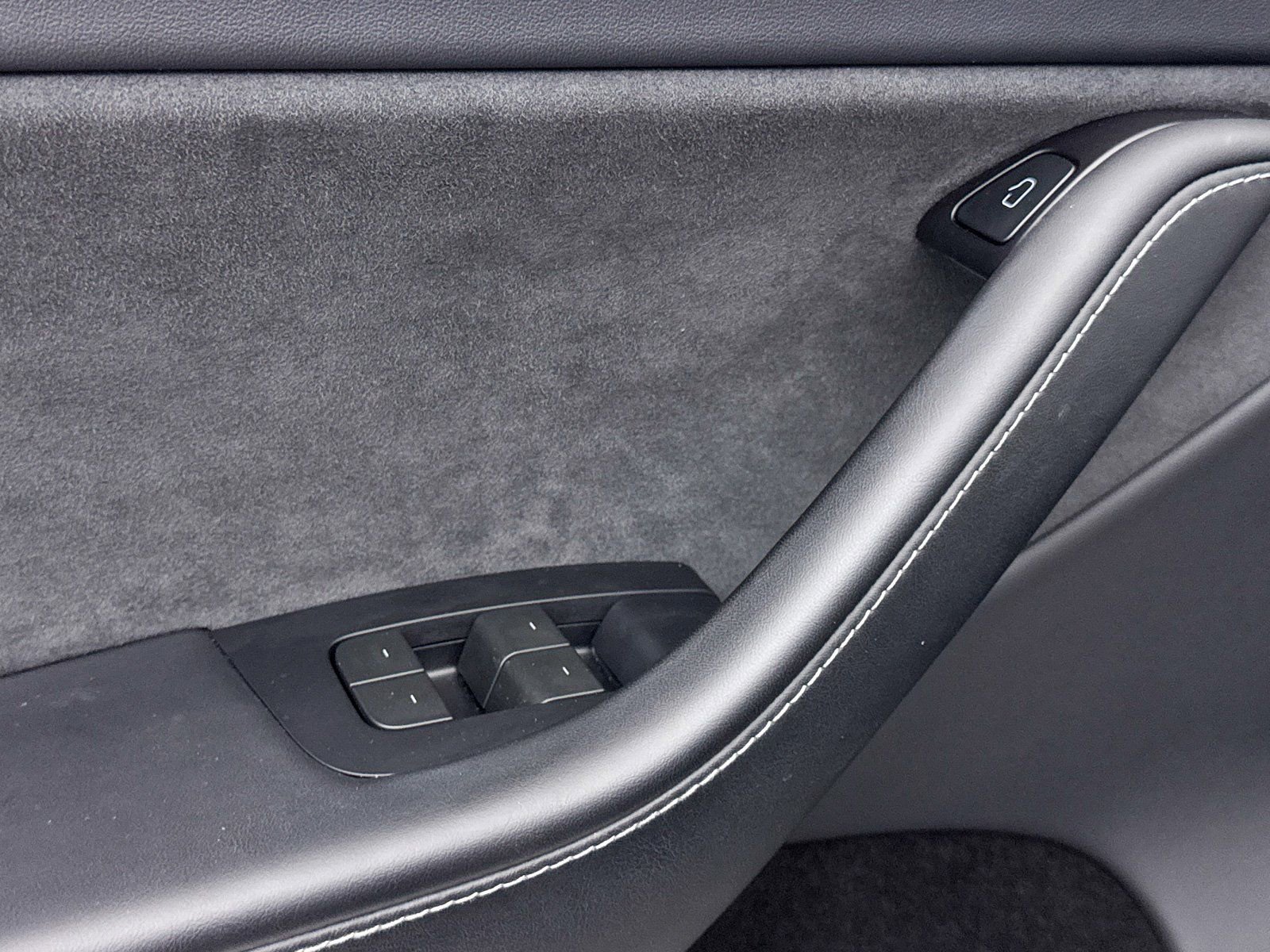 2024 Tesla Model Y Performance