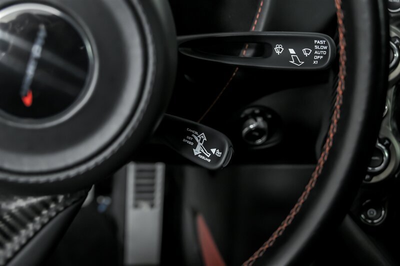 Used 2018 McLaren 720S Performance photo 32
