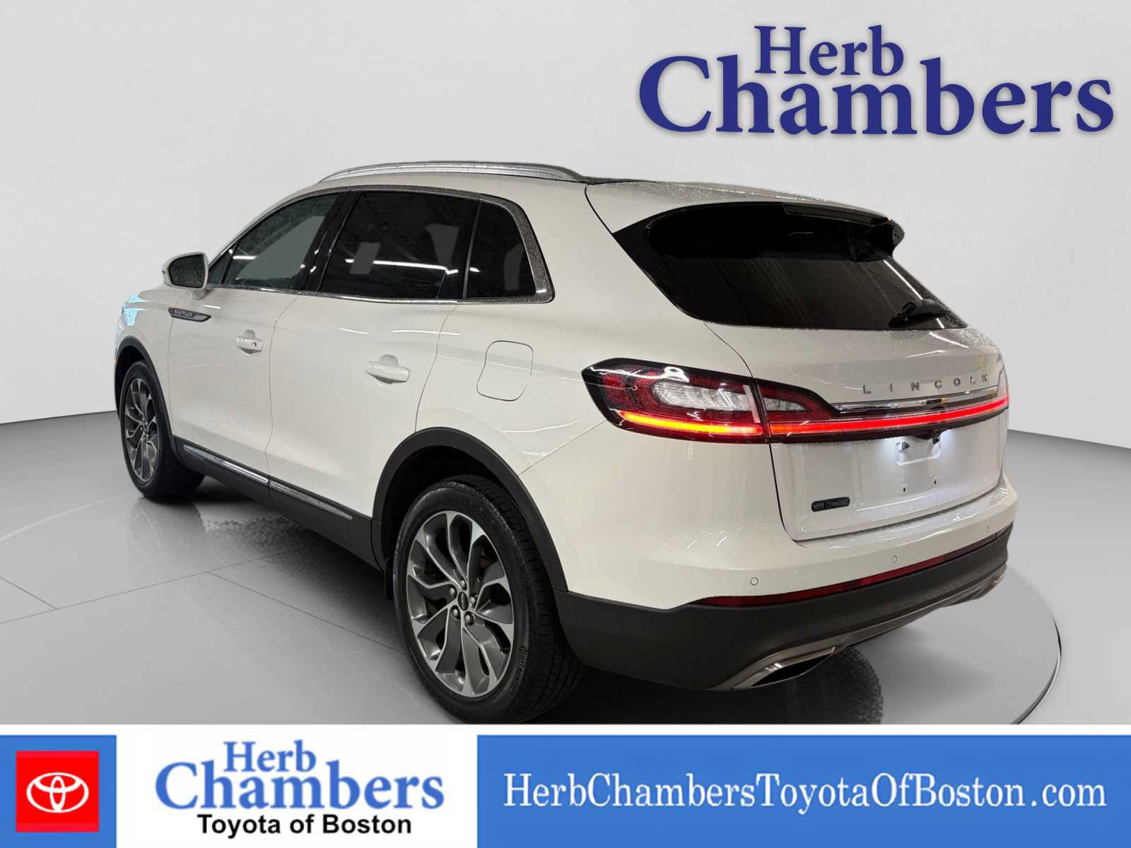 Used 2021 Lincoln Nautilus Reserve