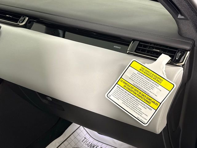 2026 Land Rover Range Rover Velar Dynamic SE