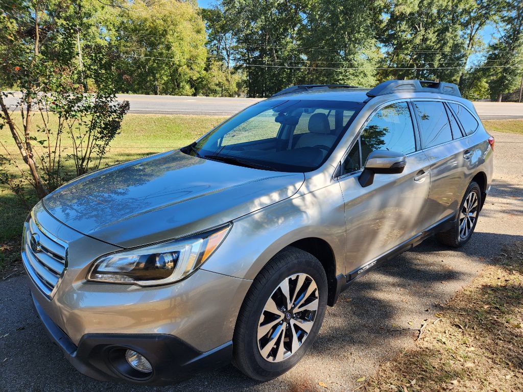 2017 Subaru Outback Premium's photo