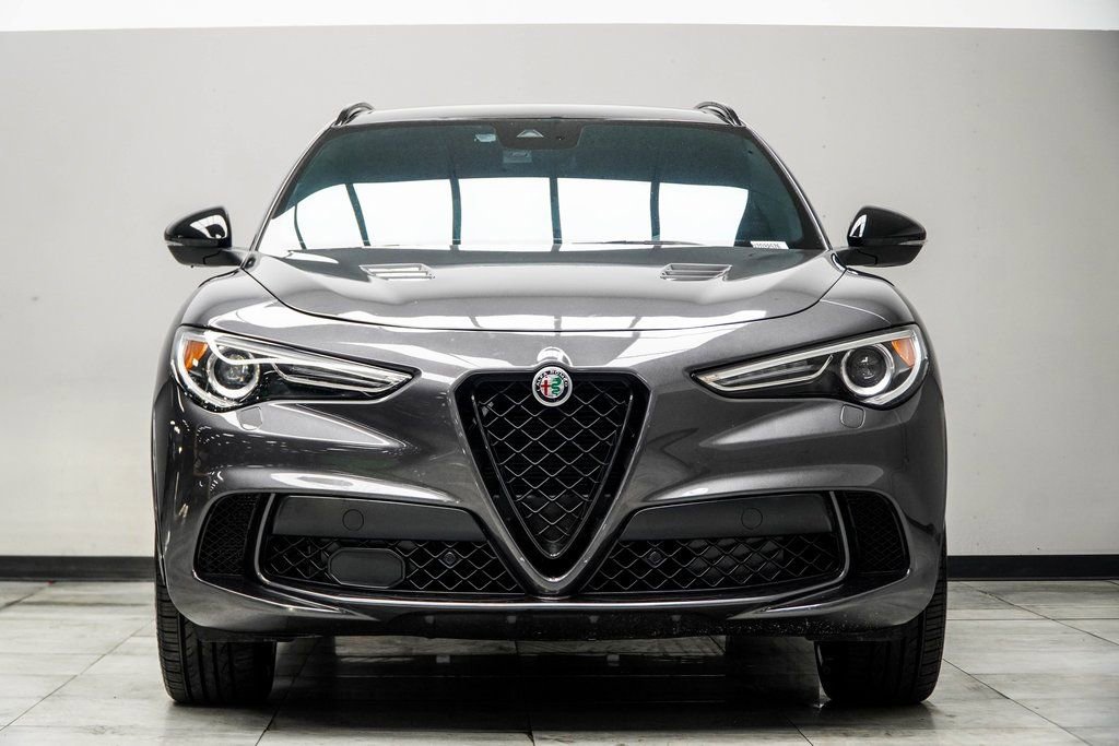 2022 Alfa Romeo Stelvio Quadrifoglio