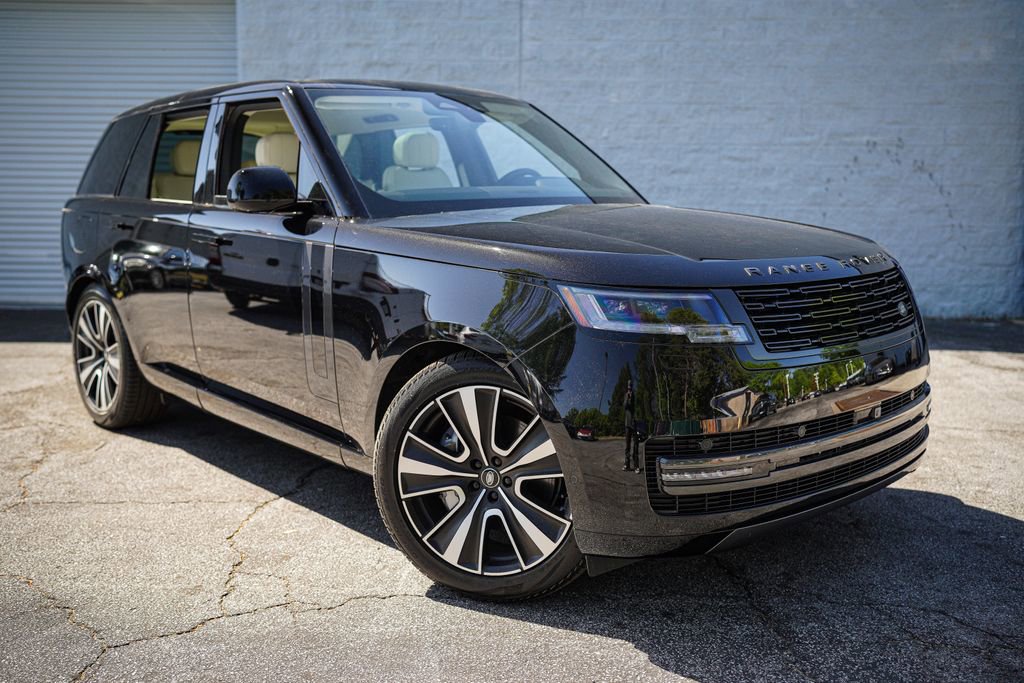 2025 Land Rover Range Rover SE