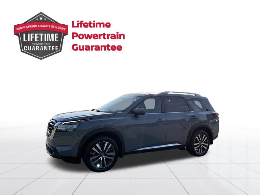 Certified 2022 Nissan Pathfinder Platinum w/ Cargo Package