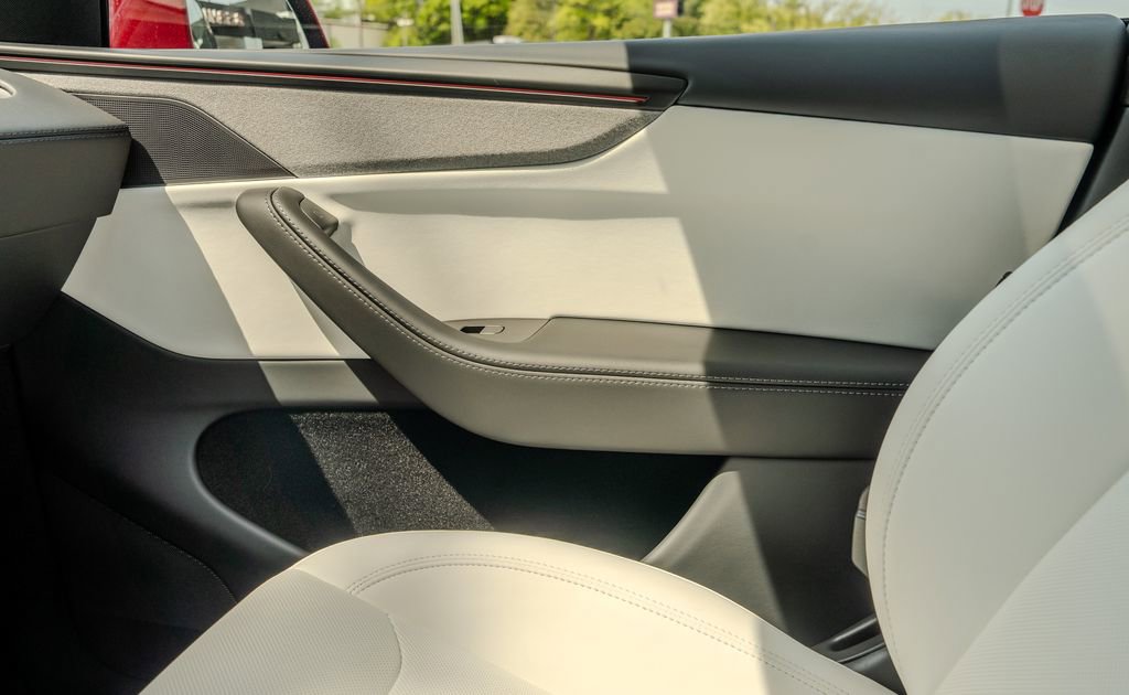 2026 Tesla Model Y Long Range