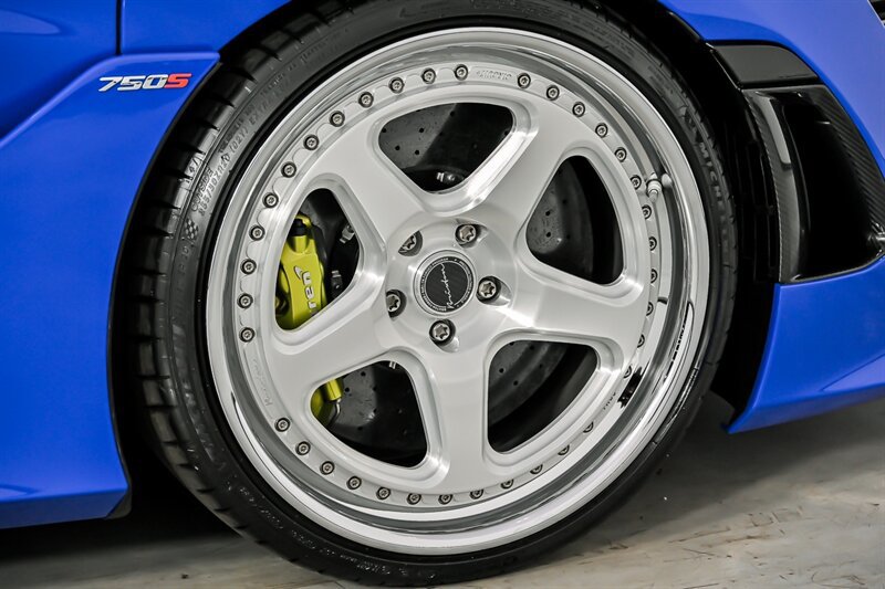 Used 2024 McLaren 750S Spider photo 17