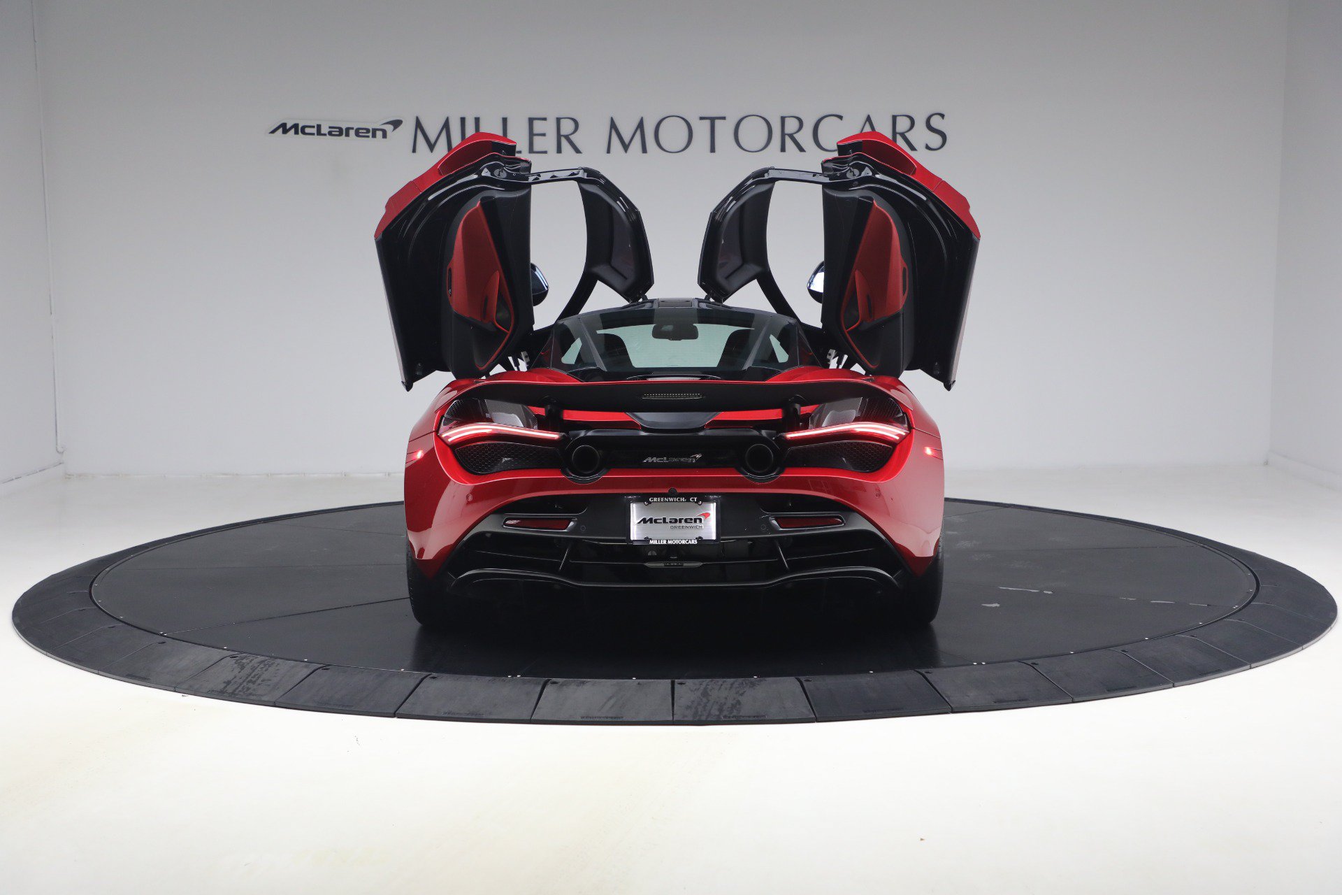 Used 2019 McLaren 720S Performance photo 16