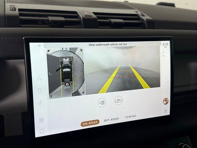 2024 Land Rover Defender 110 SE