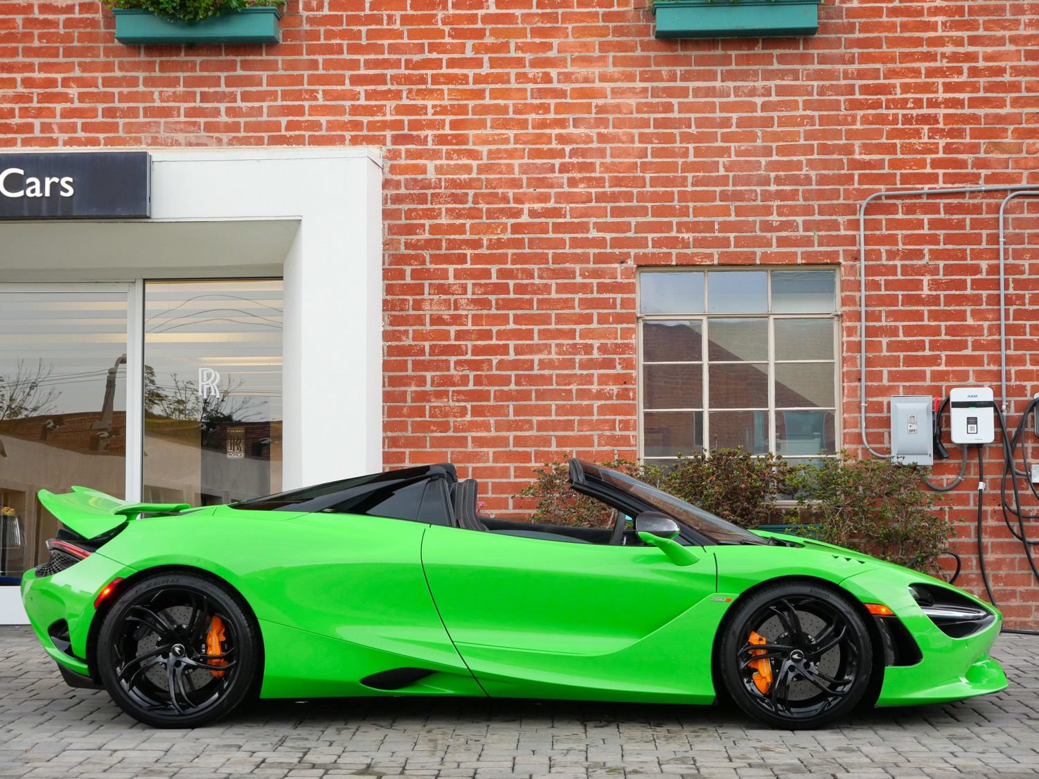 Used 2024 McLaren 750S Spider photo 3