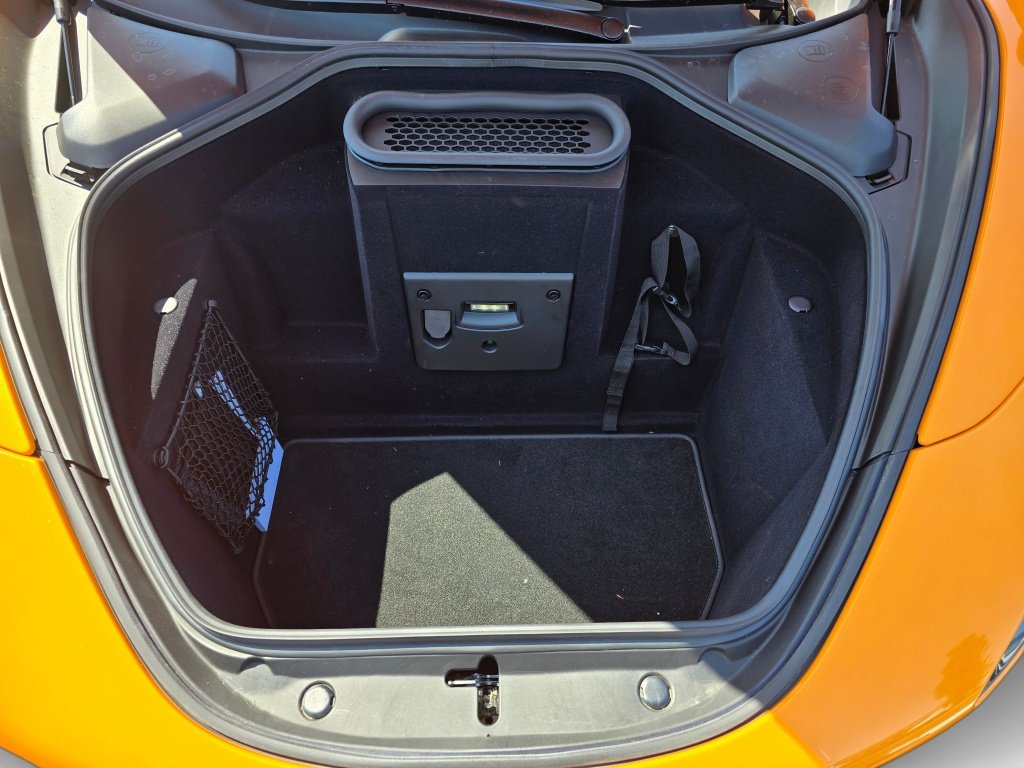 Used 2022 McLaren 720S Performance photo 11
