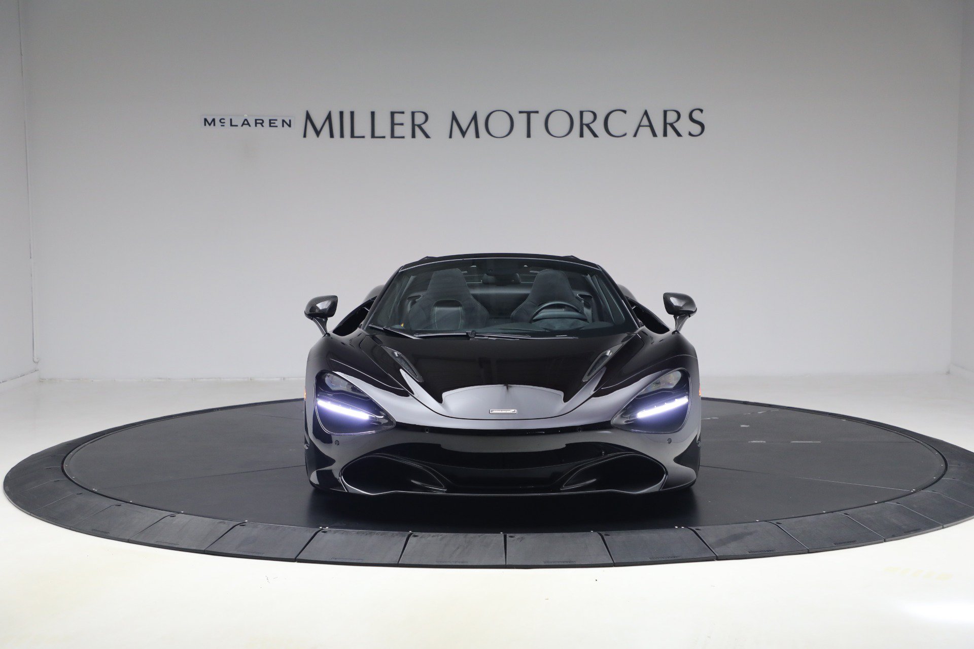 Used 2020 McLaren 720S Performance photo 12
