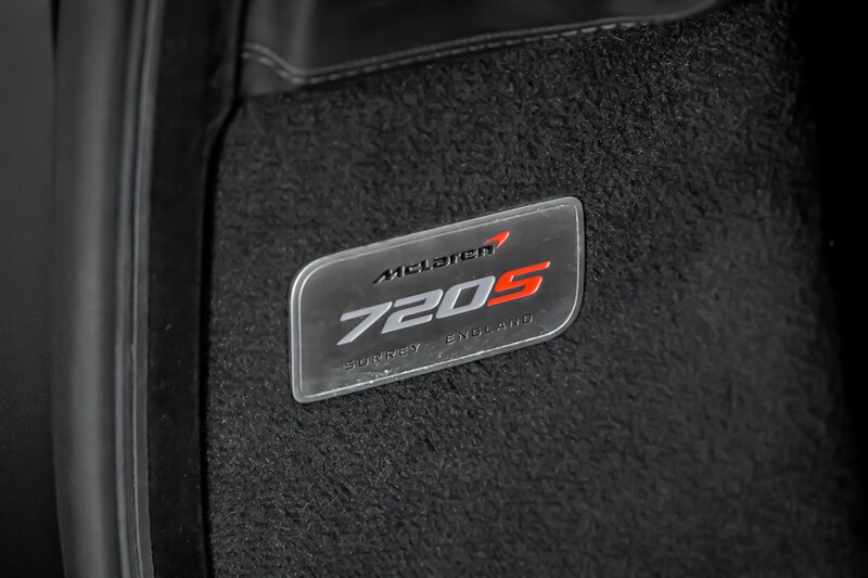 Used 2018 McLaren 720S photo 28