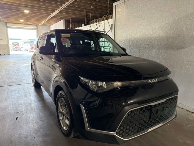 Used 2025 Kia Soul LX