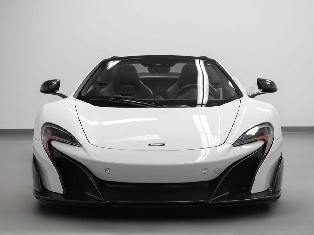 Used 2016 McLaren 675LT Spider photo 15
