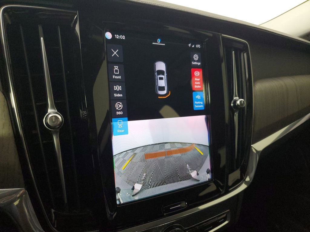 2022 Volvo S90 B6 Inscription