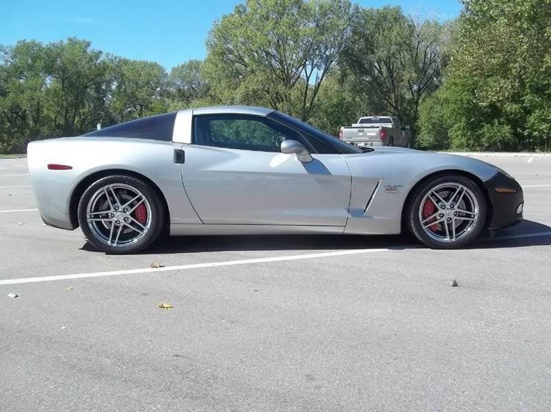 Used 2006 Chevrolet Corvette Coupe w/ Preferred Equipment Group