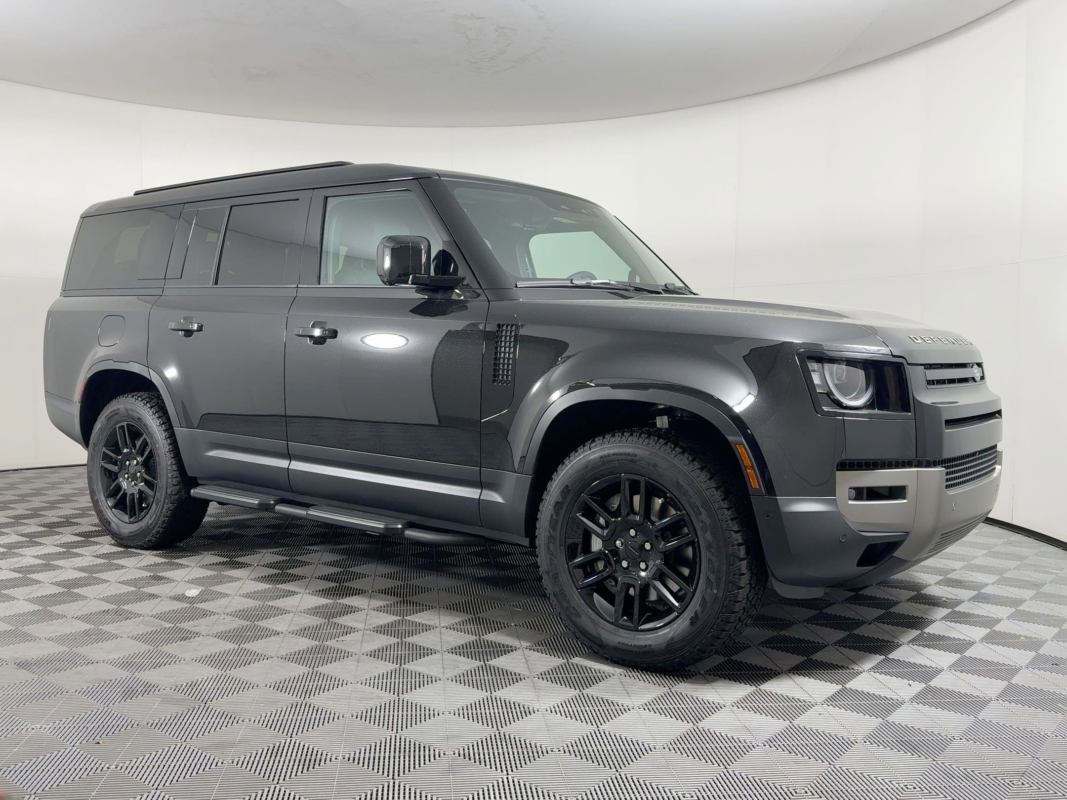 2026 Land Rover Defender 130 S