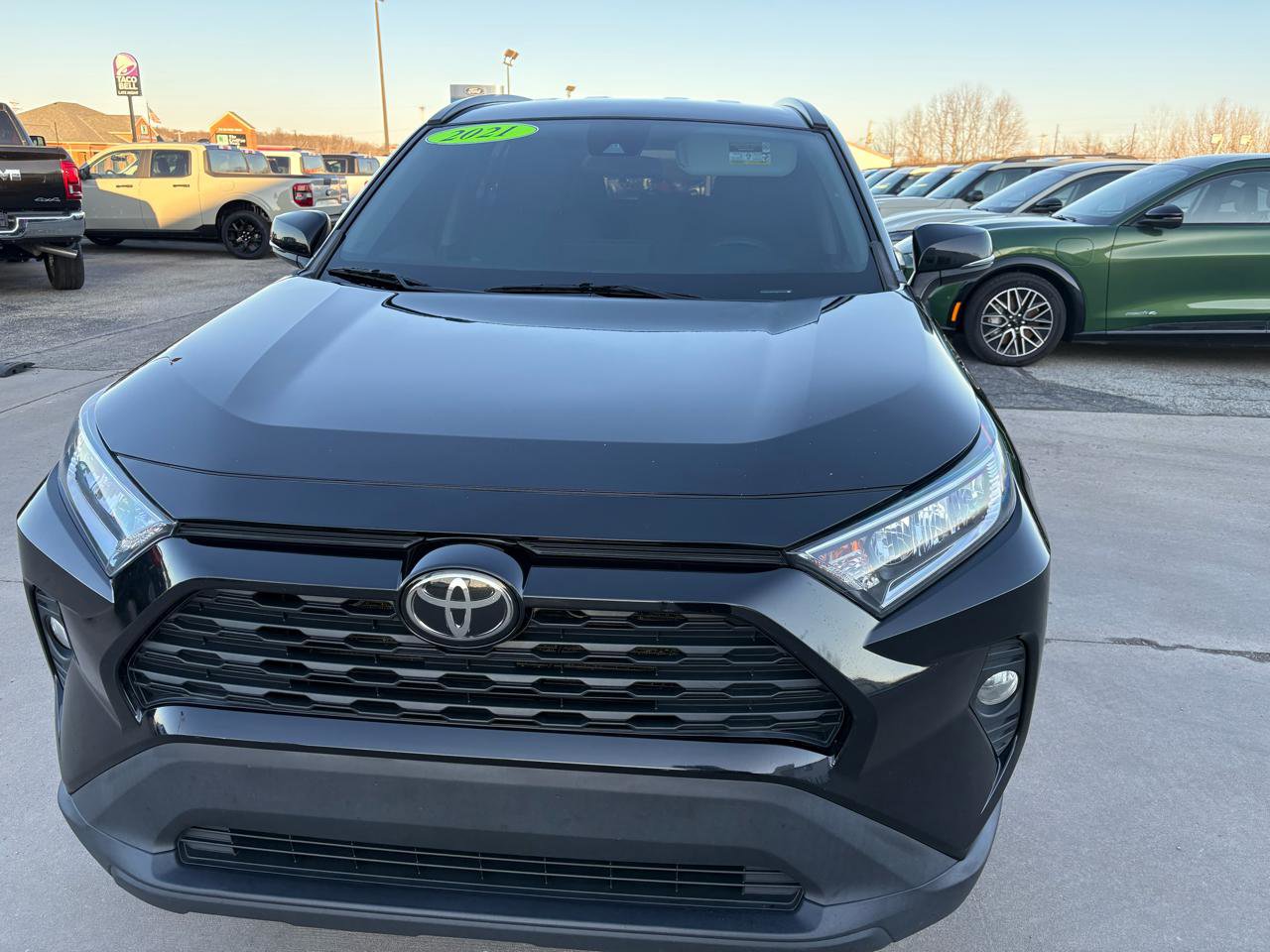 2021 Toyota RAV4 XLE