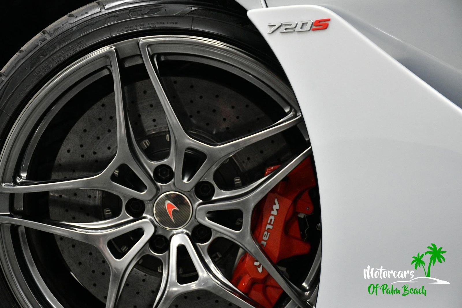 Used 2018 McLaren 720S photo 8