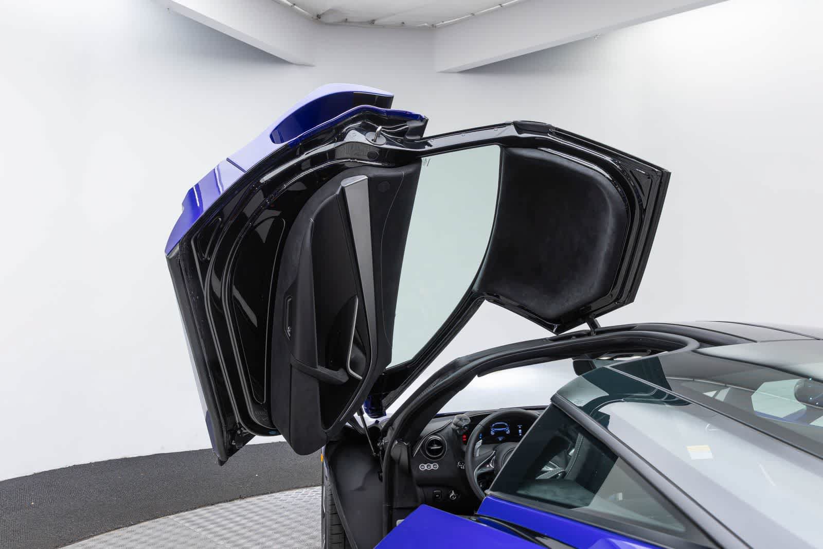 New 2027 McLaren 750S photo 20