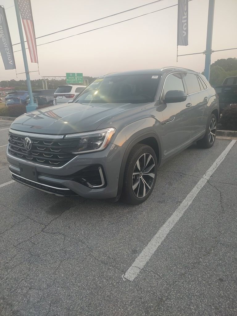 2025 Volkswagen Atlas Cross Sport SEL Premium R-Line
