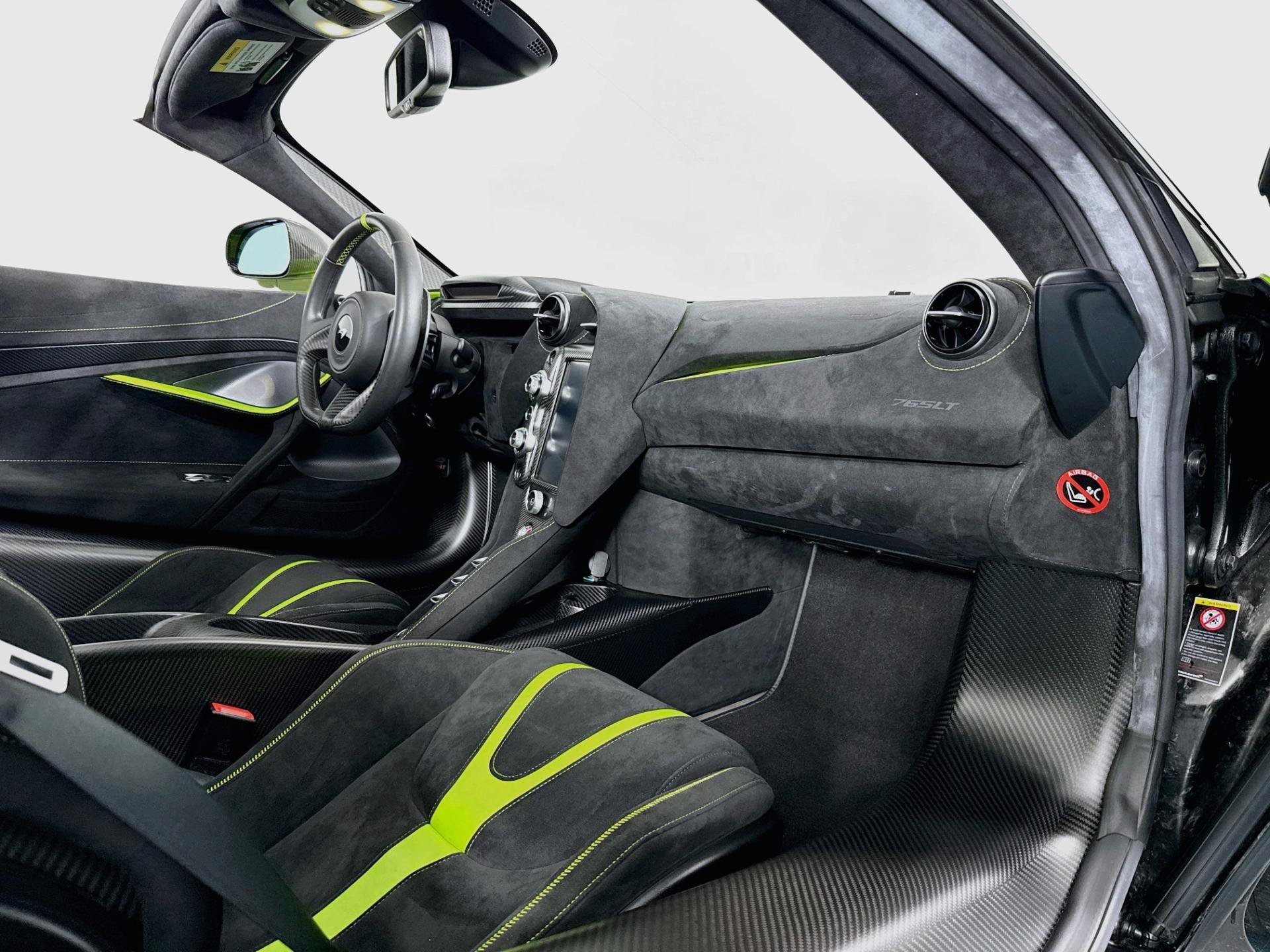 Used 2022 McLaren 765LT photo 29