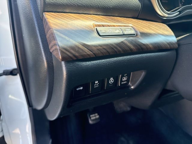 2017 Nissan Maxima Platinum