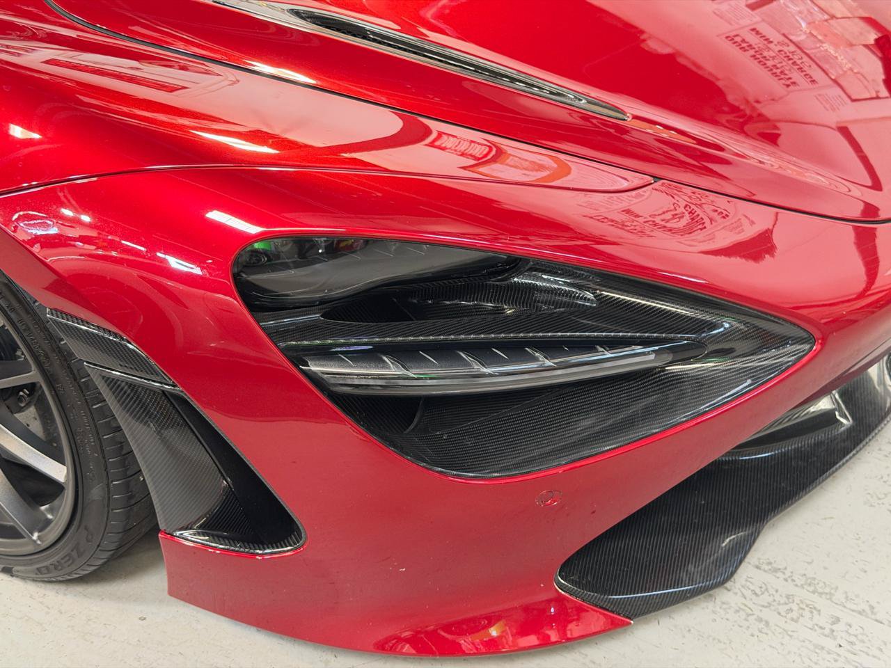 Used 2022 McLaren 720S Spider photo 17