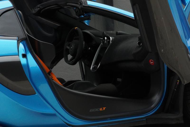 Used 2020 McLaren 600LT Spider photo 36