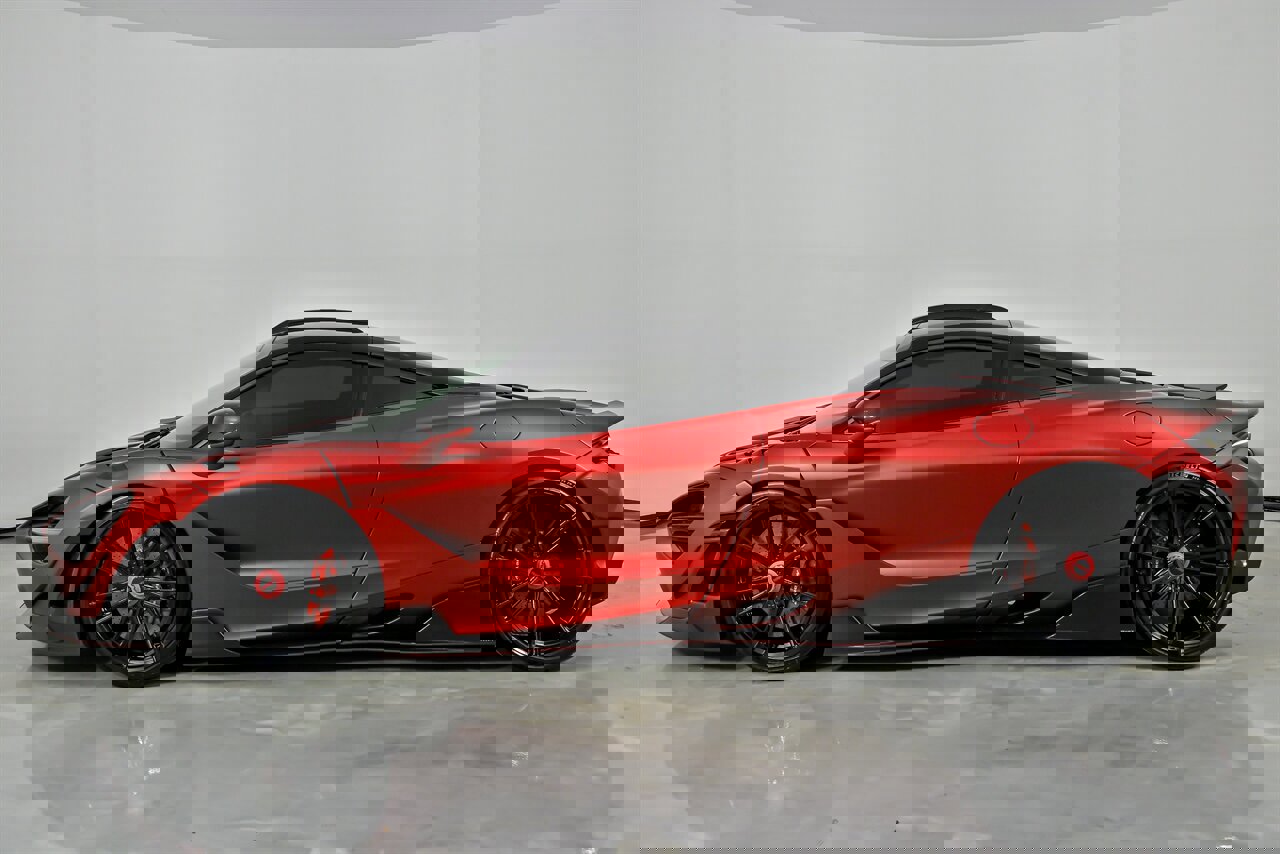 Used 2018 McLaren 720S photo 12