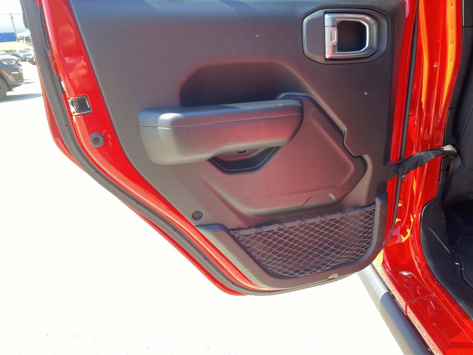 2021 Jeep Gladiator Willys