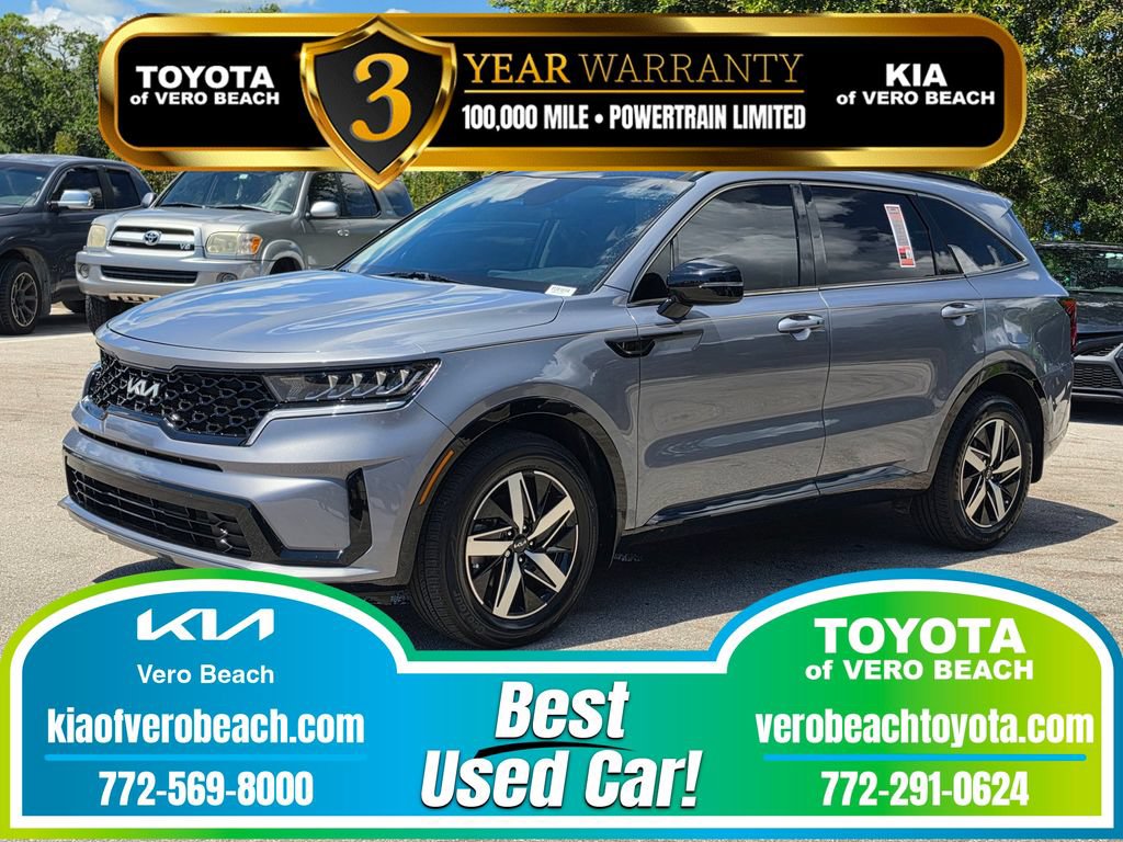 Used 2022 Kia Sorento S w/ Panoramic Sunroof Package
