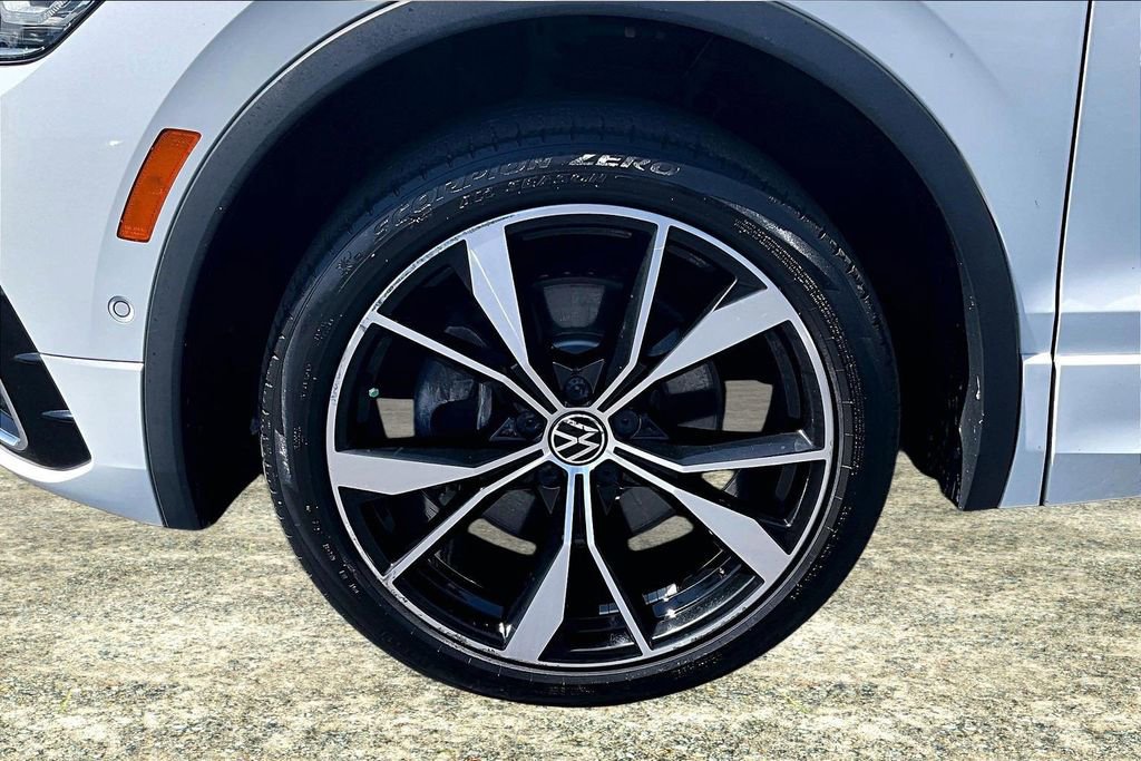 2022 Volkswagen Tiguan SEL R-Line