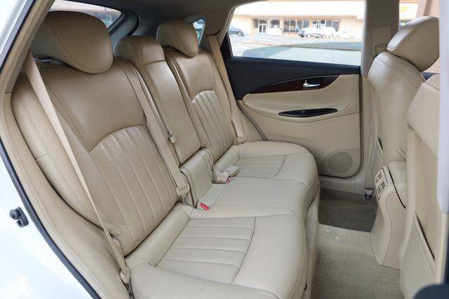 2017 INFINITI Qx50 Journey