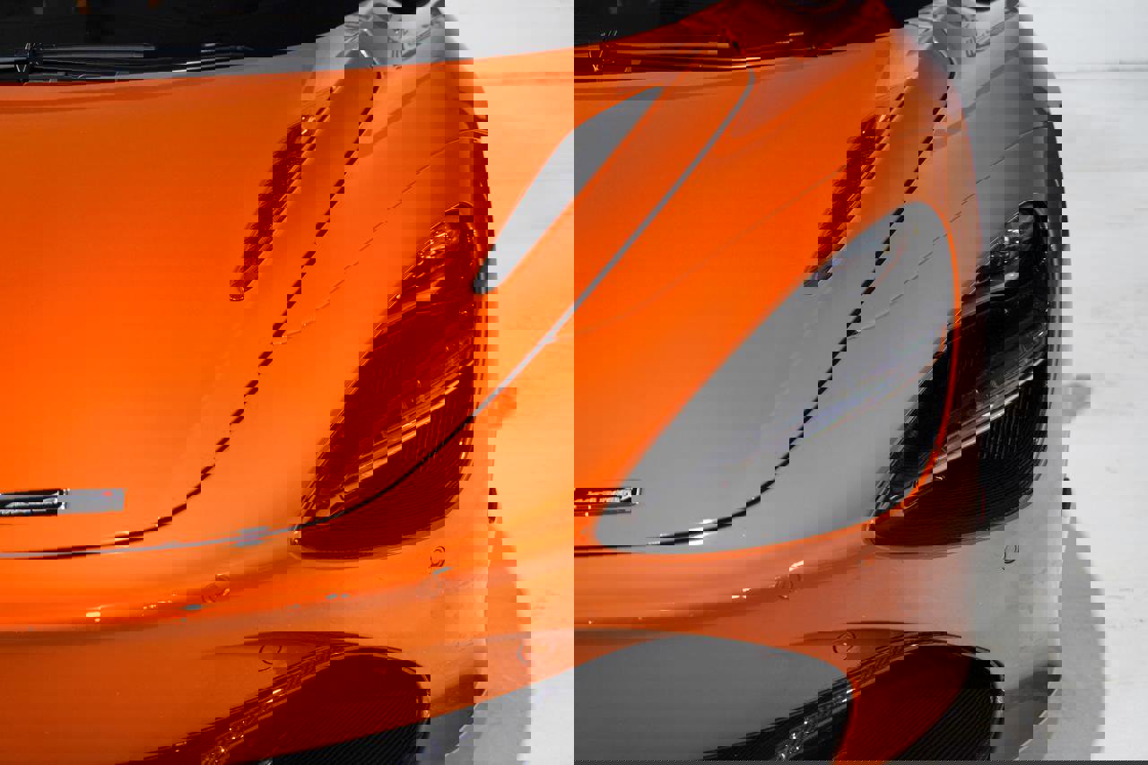 Used 2018 McLaren 720S Performance photo 29