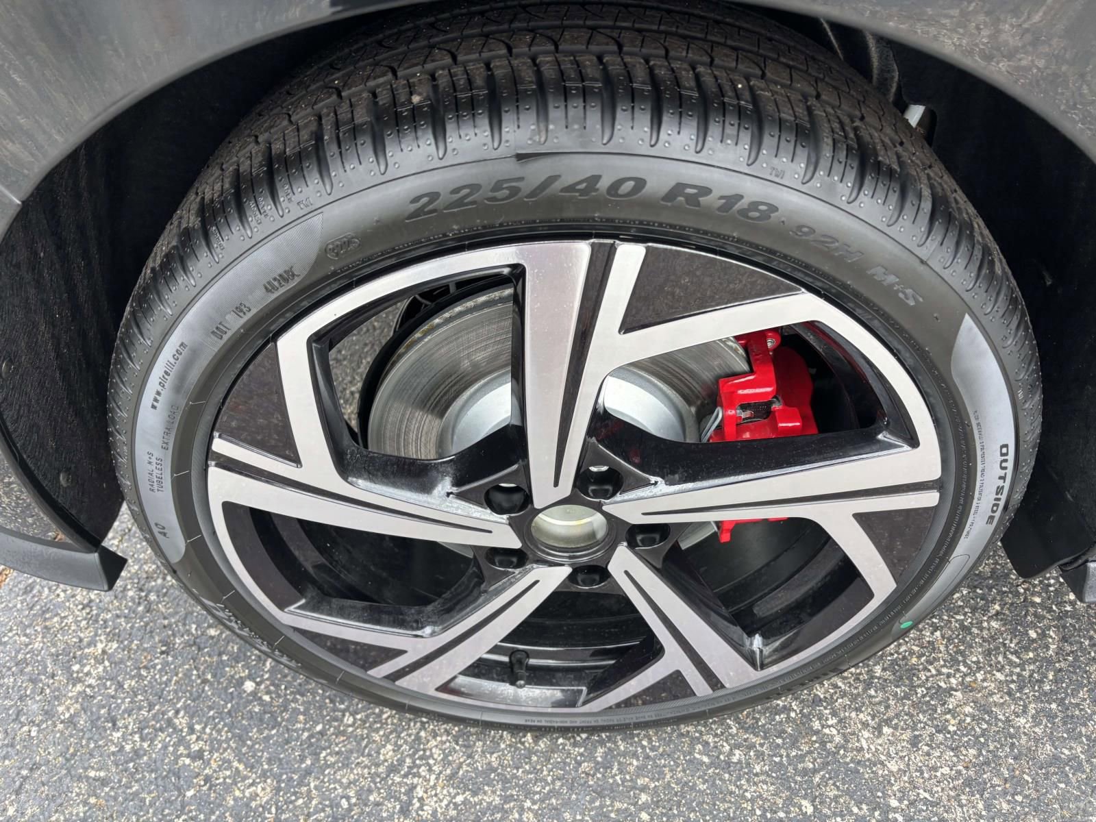 2026 Volkswagen GTI SE