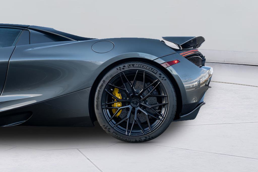 Used 2020 McLaren 720S Spider photo 24