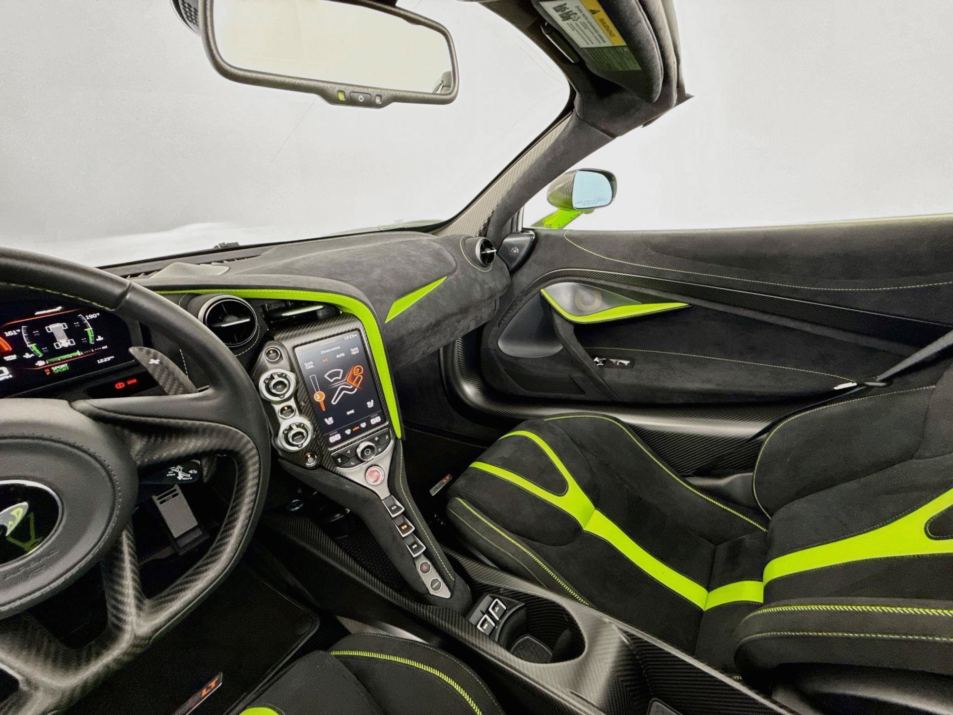 Used 2022 McLaren 765LT photo 45