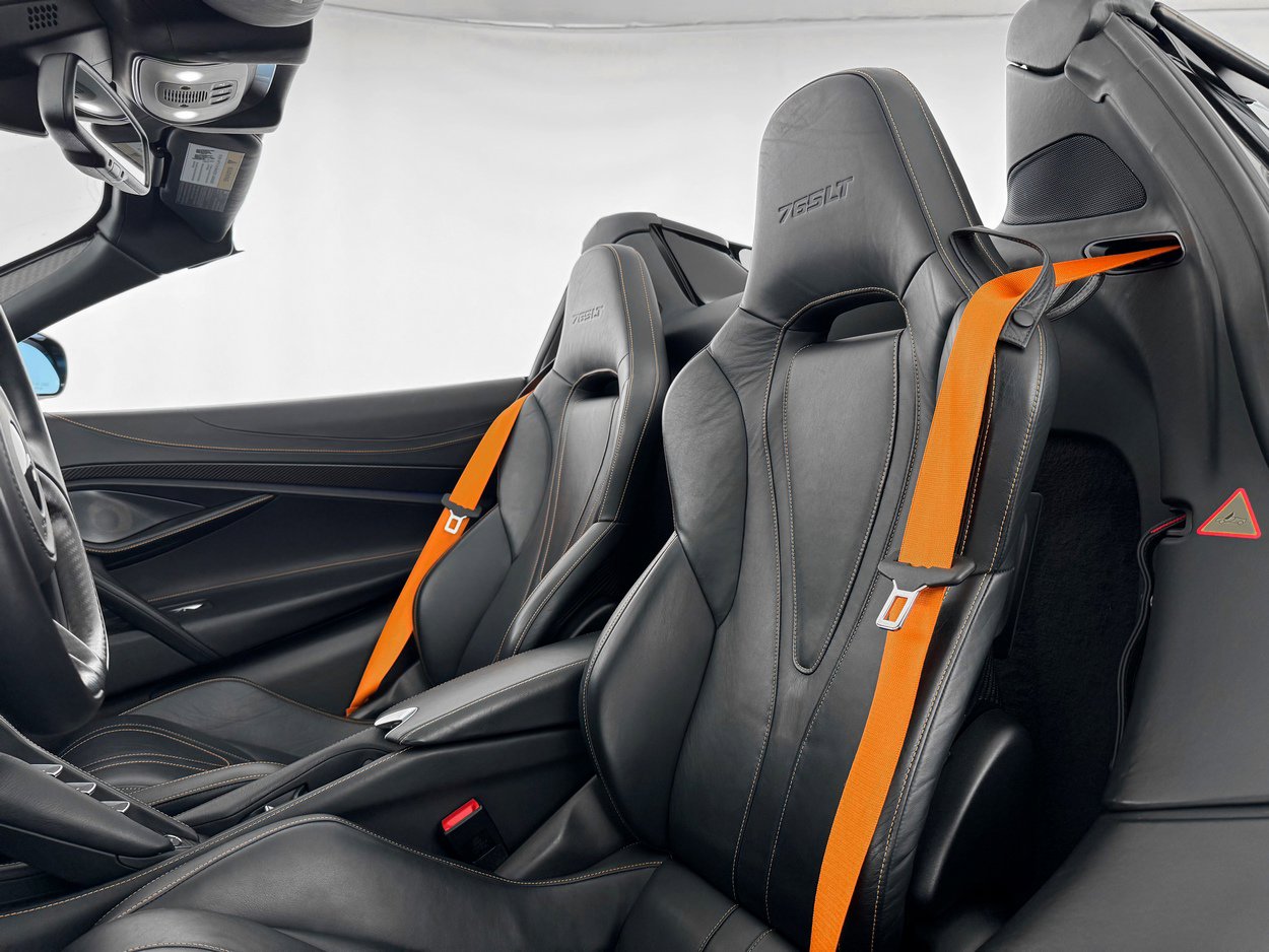 Used 2022 McLaren 765LT photo 16