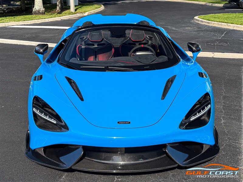 Used 2022 McLaren 765LT photo 5