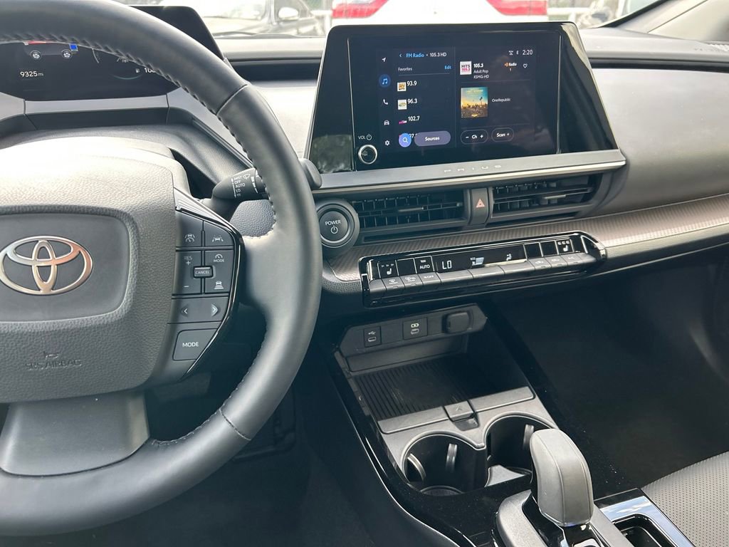 2025 Toyota Prius XLE
