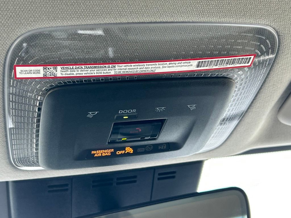 2025 Toyota Prius XLE