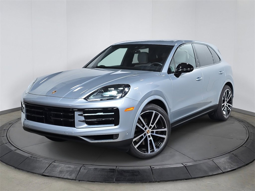 2025 Porsche Cayenne Base