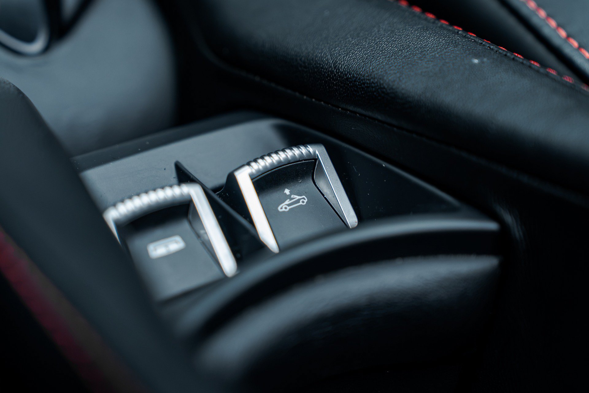 Used 2021 McLaren 720S Performance photo 50