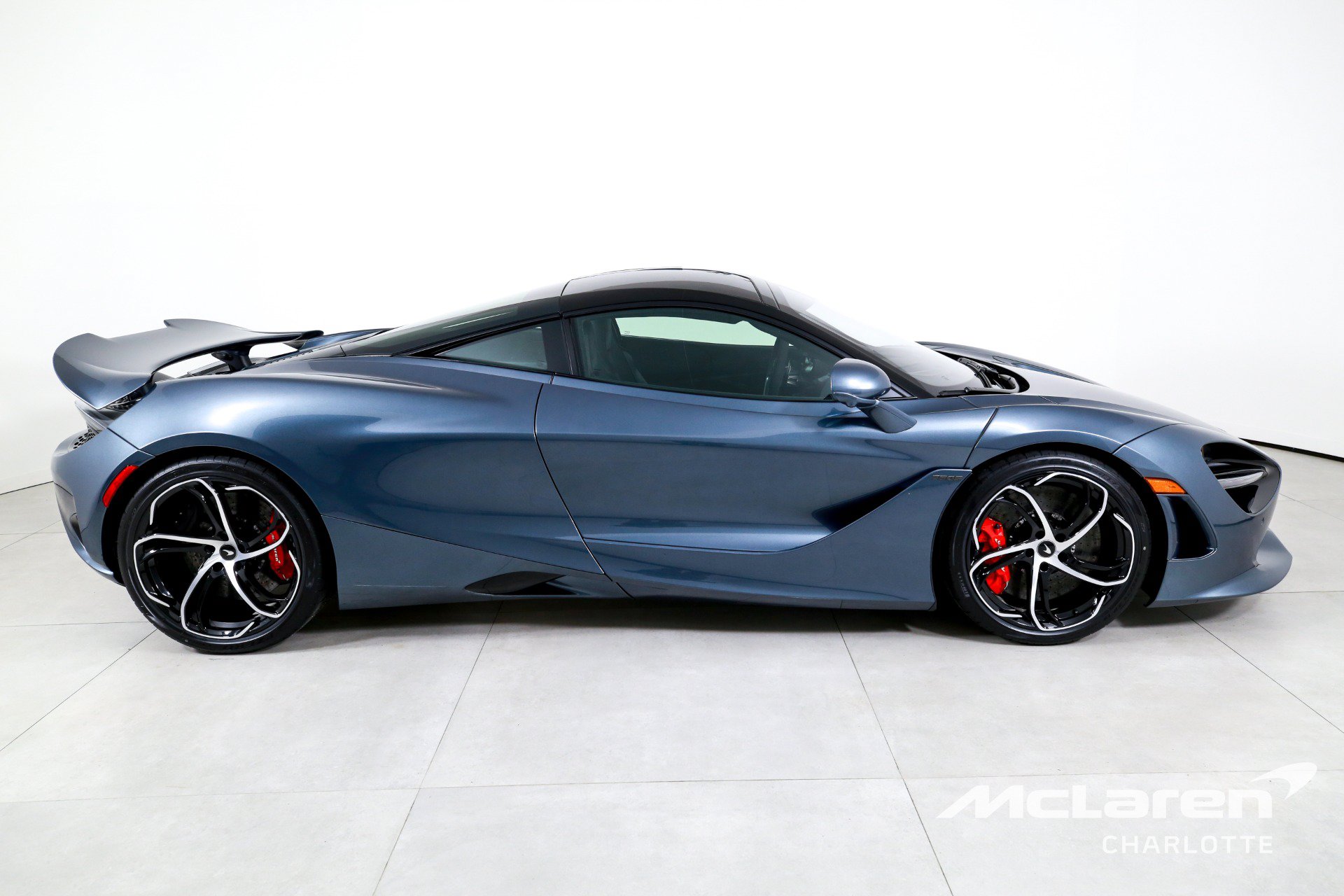 Used 2025 McLaren 750S photo 10