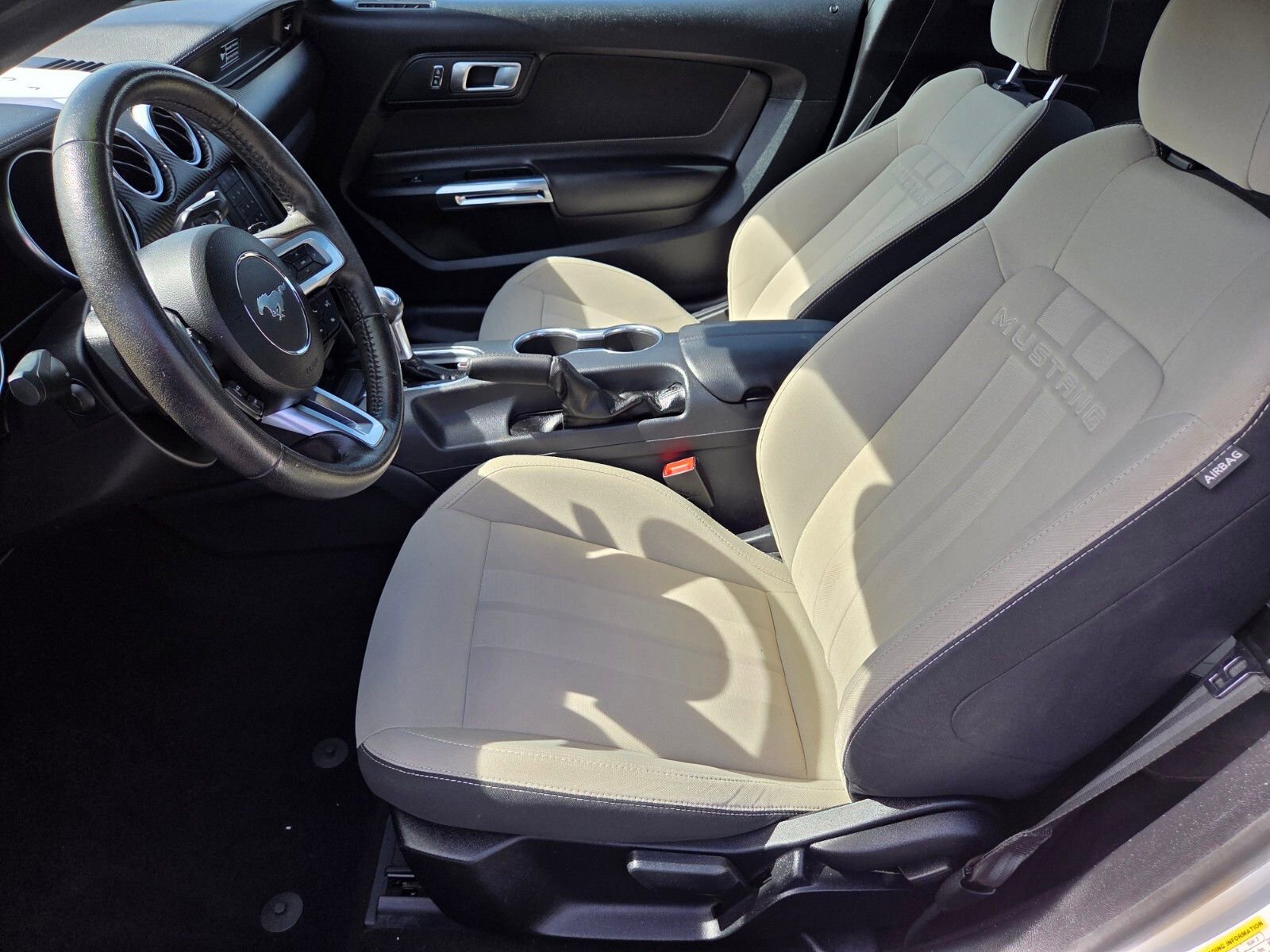 2020 Ford Mustang Coupe